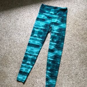 Old navy active compression leggings size M